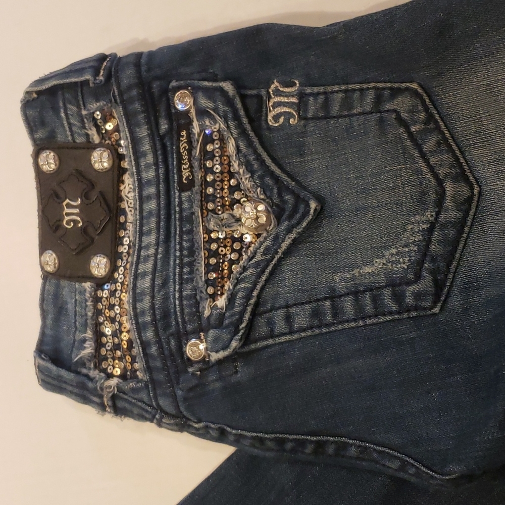 Miss Me sequin embellished med wash boot cut jean 28
